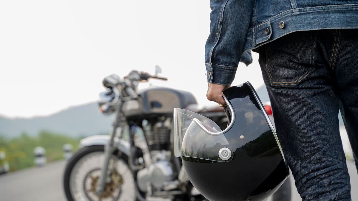Aplazan nueva regla para motociclistas en Colombia: cambios en sistema de frenado serán desde 2026