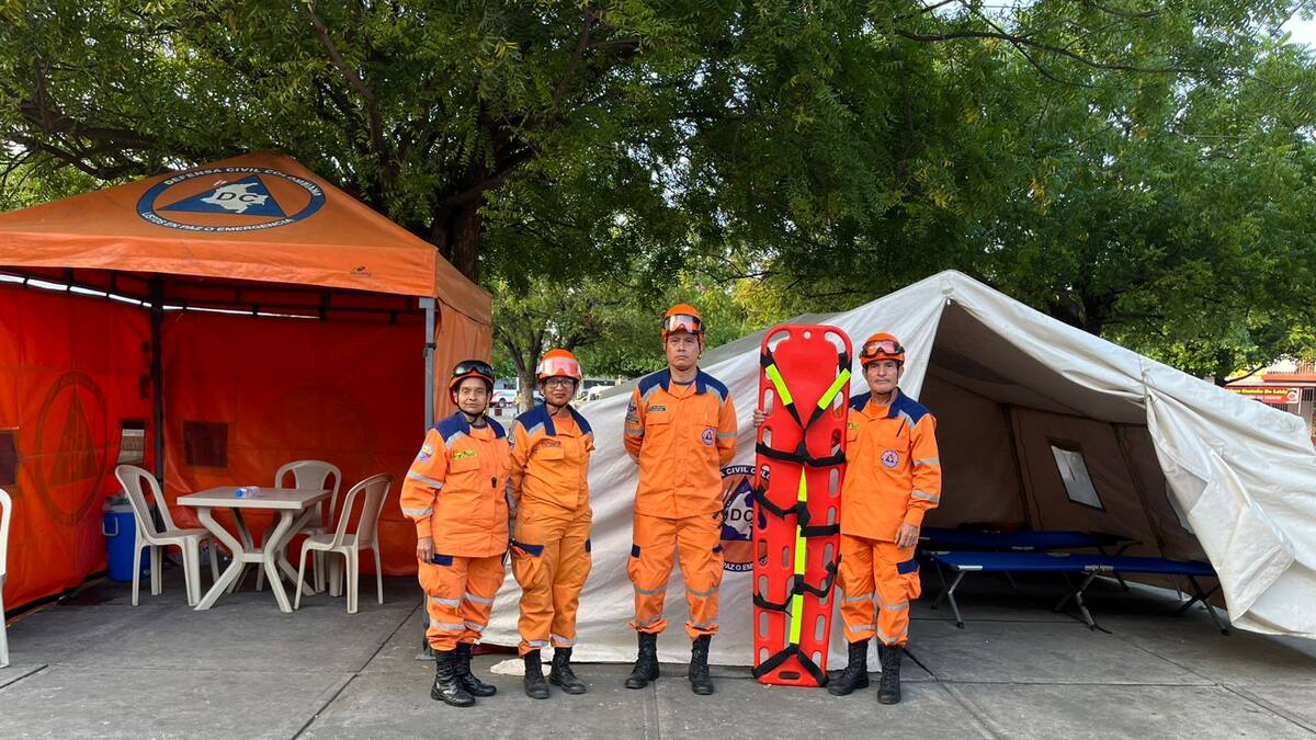 Crisis en el Catatumbo: voluntarios de la Defensa Civil brindan atención a los desplazados