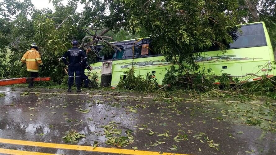Un muerto y 16 niños heridos deja accidente de tránsito en la vía Montería-Arboletes. Foto: Cortesía