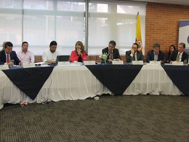 Mesa de negociación salario mínimo 2018. Foto: Colprensa