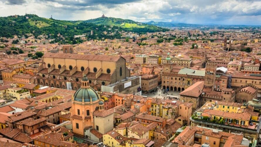 La estrategia busca desincentivar el uso del carro particular con el fin de poner freno a la contaminación.. Foto: Getty Images
