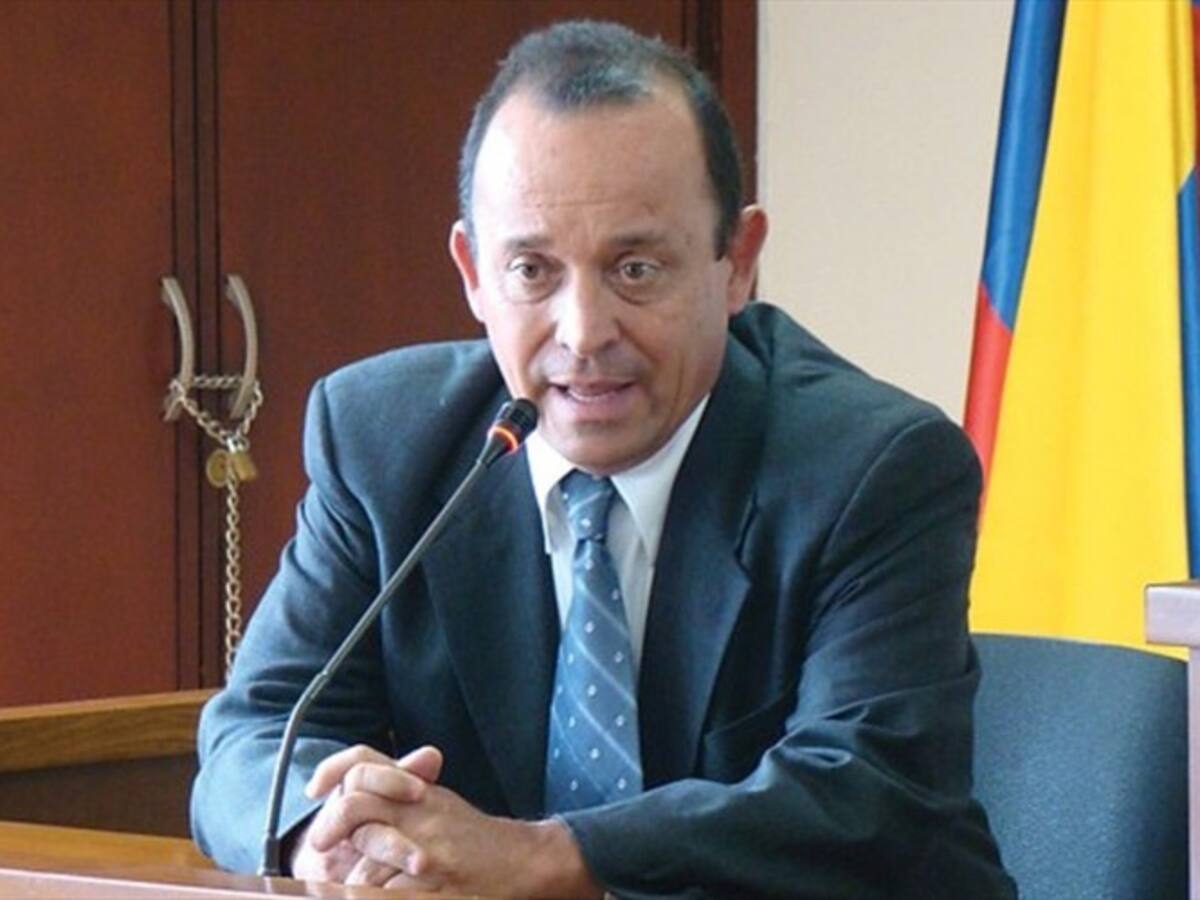 Reinicia juicio contra Santiago Uribe