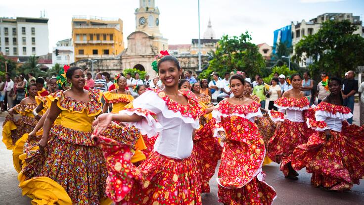 Alejandra y Lucy Espinosa: dos mujeres que están reinventando las Fiestas en Cartagena
