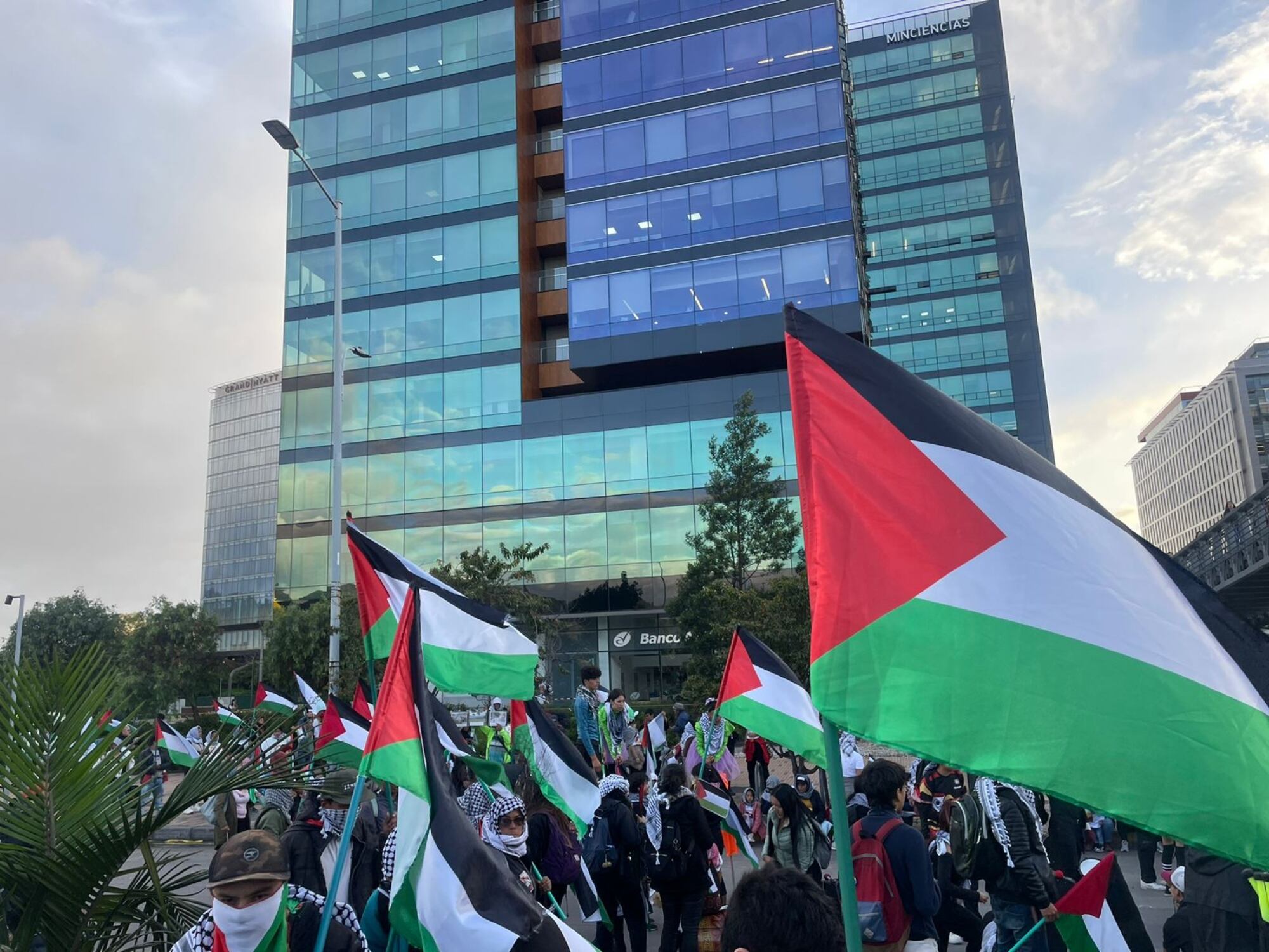 Manifestaciones en Bogotá. Foto: Juan Felipe Rodríguez, W Radio.
