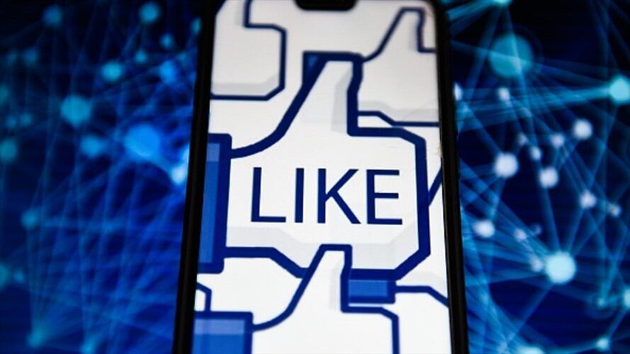 ¿Adiós a los likes? Facebook evalúa ocultarlos de las publicaciones. Foto: Getty Images
