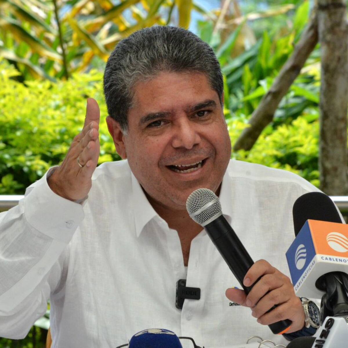 Exclusiva: el documento que salvaría al contralor general de la suspensión