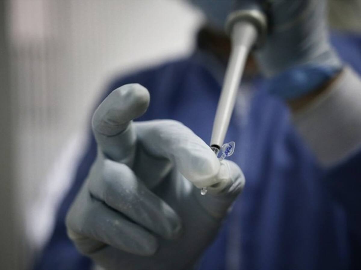 Colombia contará con dos robots para procesar pruebas de COVID-19