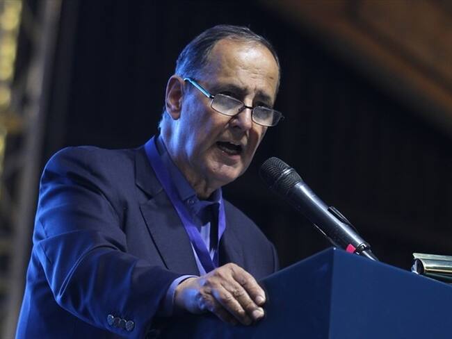 Juan Camilo Restrepo renunció como jefe negociador del Gobierno con el Eln. Foto: Colprensa