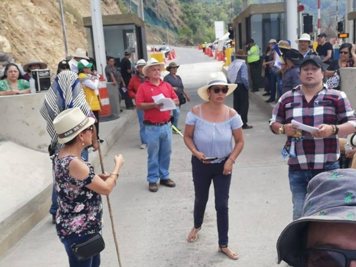 ANI se reúnen con acaldes del Valle de Tenza por incremento de 56% de peaje de Macheta