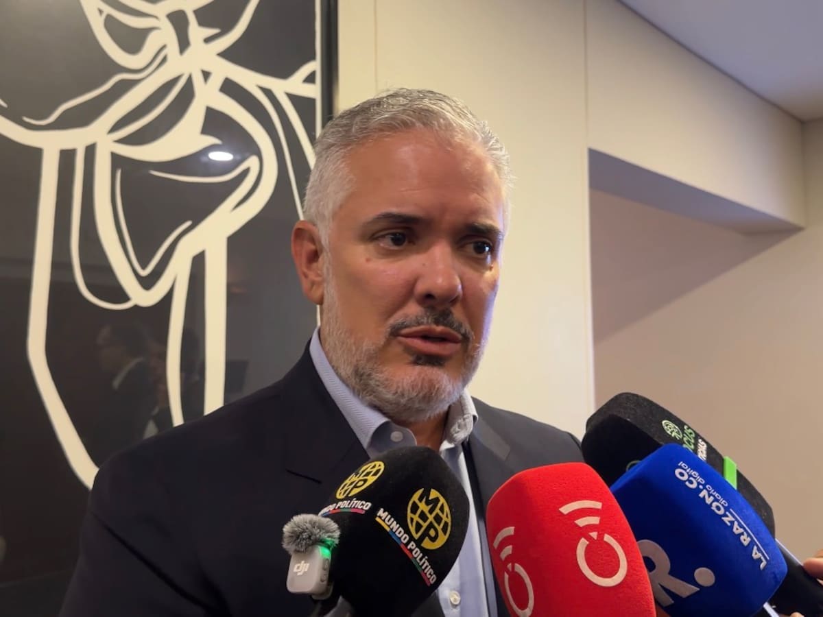 Expresidente Duque advierte al Gobierno necesidad de decretar emergencia y anticiparse a apagón