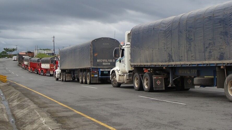 La Superintendencia de Transporte mediante las Resoluciones No. 13343, 13344 y 13345 de 2019, formuló pliego de cargos contra 3 empresas . Foto: Colprensa