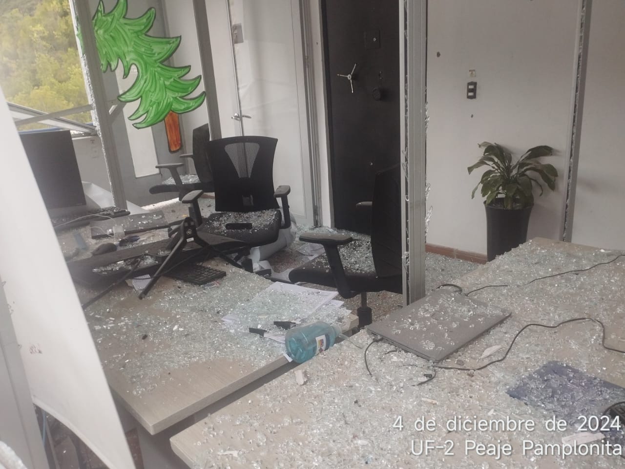 Agencia Nacional de Infraestructura condena acción terrorista contra peaje Pamplonita. / Foto: ANI.