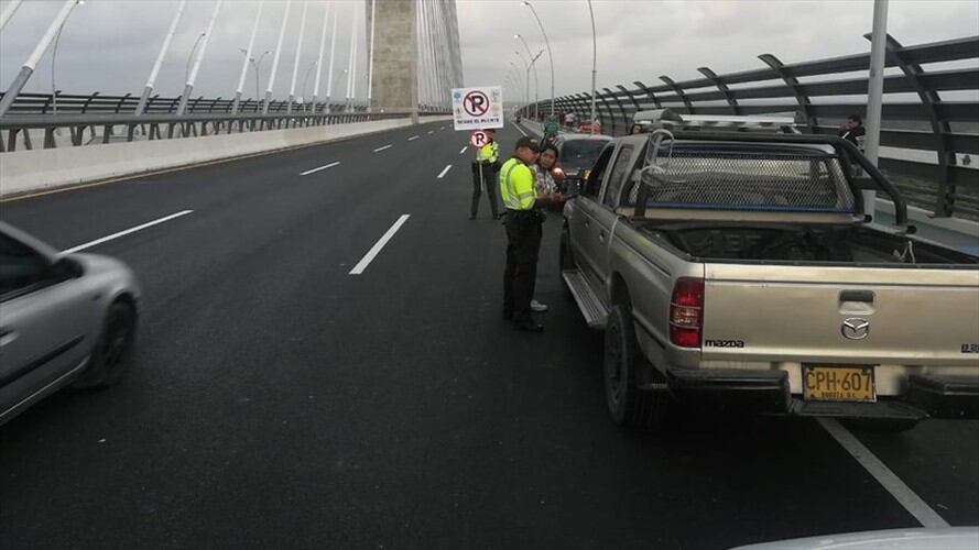 INVÍAS aceptó llevar a tribunal de arbitraje sobrecostos del Puente Pumarejo. Foto: Colprensa