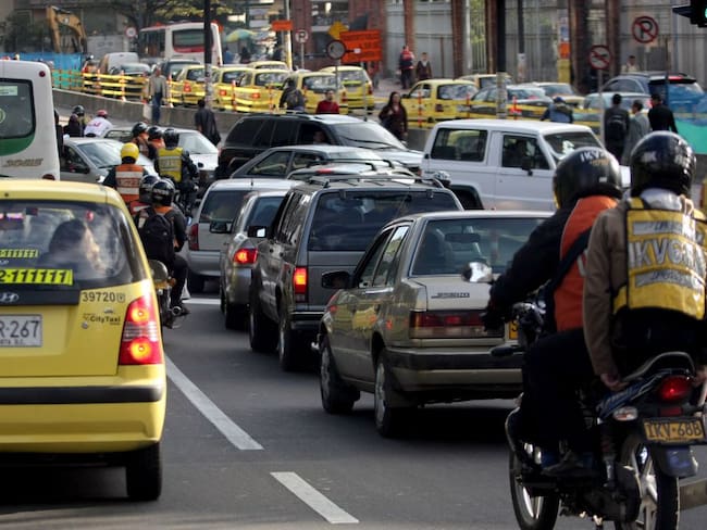 Pico y placa en Bogotá del 14 al 18 de noviembre, ¿puede sacar el carro?. Foto: Colprensa