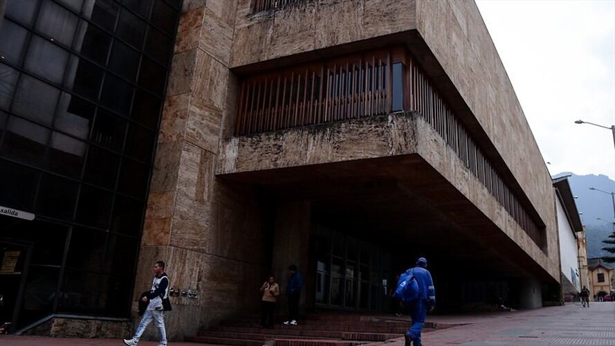 Miguel Quintero, vocero de los trabajadores de la biblioteca Luis Ángel Arango aseguró que es un hecho "inhumano".. Foto: Colprensa