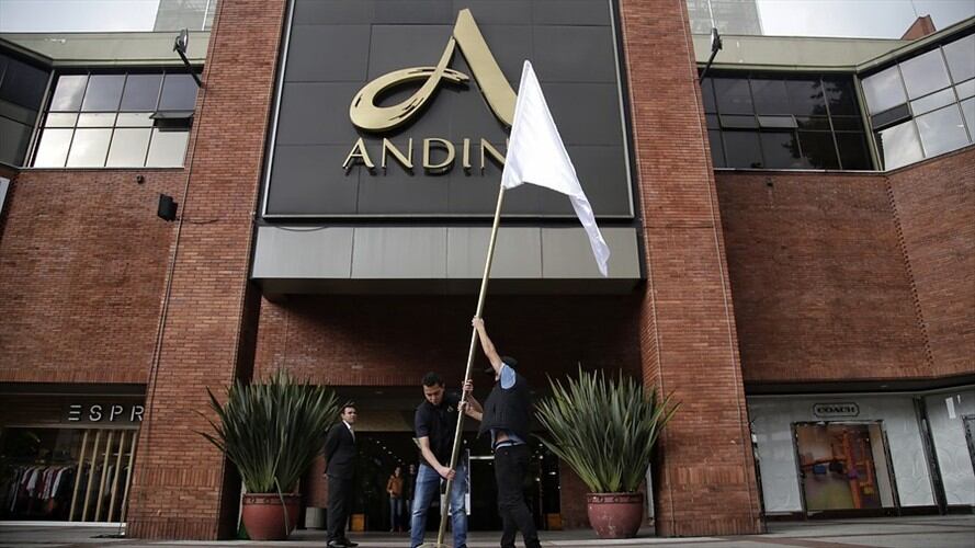Quedaron en libertad dos vinculados al atentado en el centro comercial Andino. Foto: Colprensa