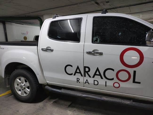 Encapuchados agredieron a empleados de Caracol Radio Cali en medio de disturbios