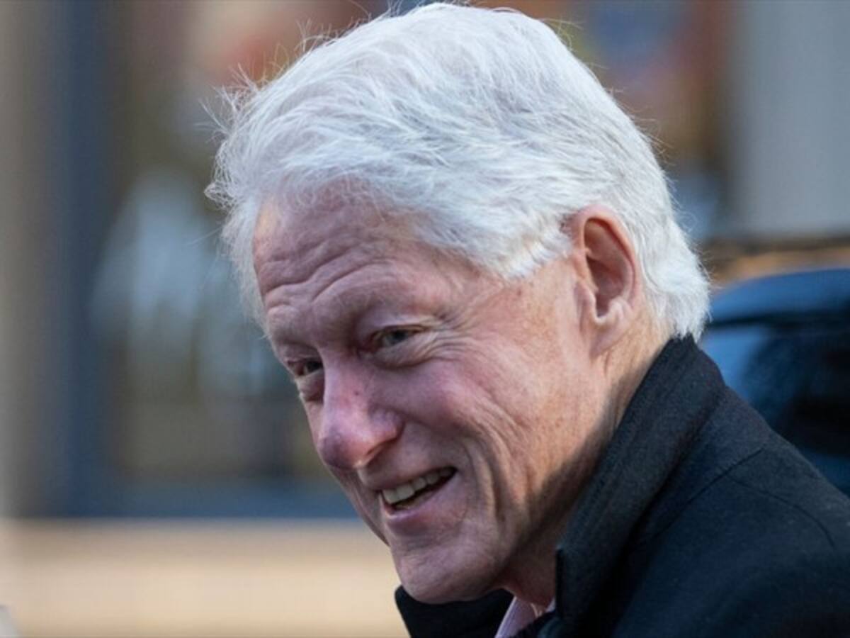 El expresidente de EE.UU. Bill Clinton fue hospitalizado por una infección