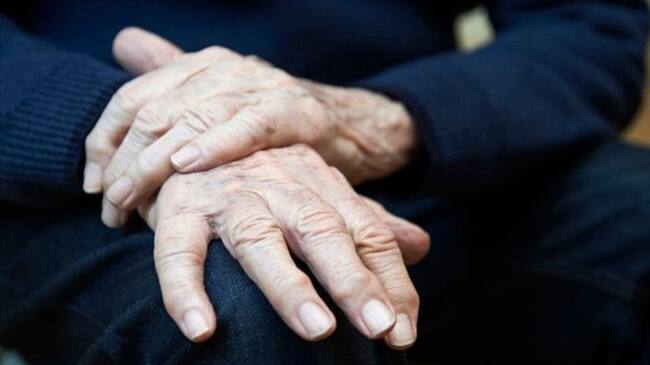 La enfermedad de Parkinson afecta a 1 de cada 500 personas, según datos del servicio británico de salud pública.. Foto: BBC Mundo