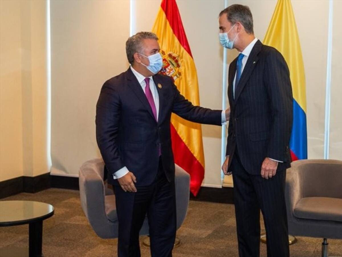 Duque asistió a posesión del presidente de Bolivia y se reunió con el Rey Felipe VI