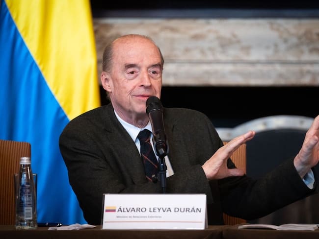 Álvaro Leyva Durán, canciller y ministro de Relaciones exteriores. Foto: Cancillería