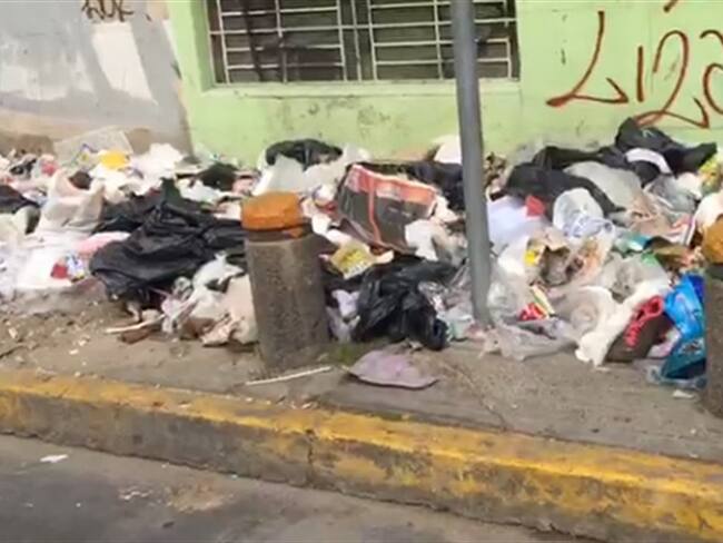 Cuadras repletas de basura en el sur de Bogota