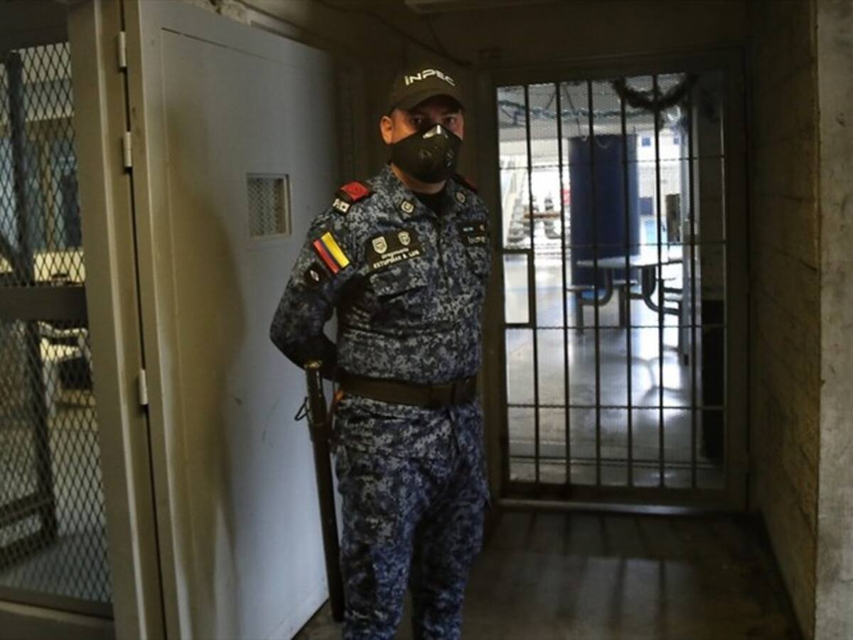 Investigan a contratistas que intentaron ingresar mujer a La Picota