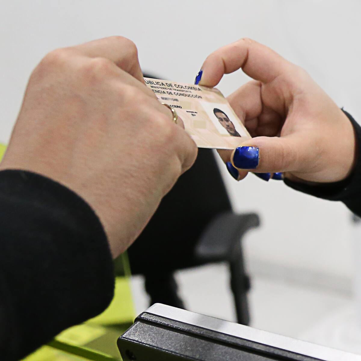 Licencia de conducción: plazos y condiciones para renovarla