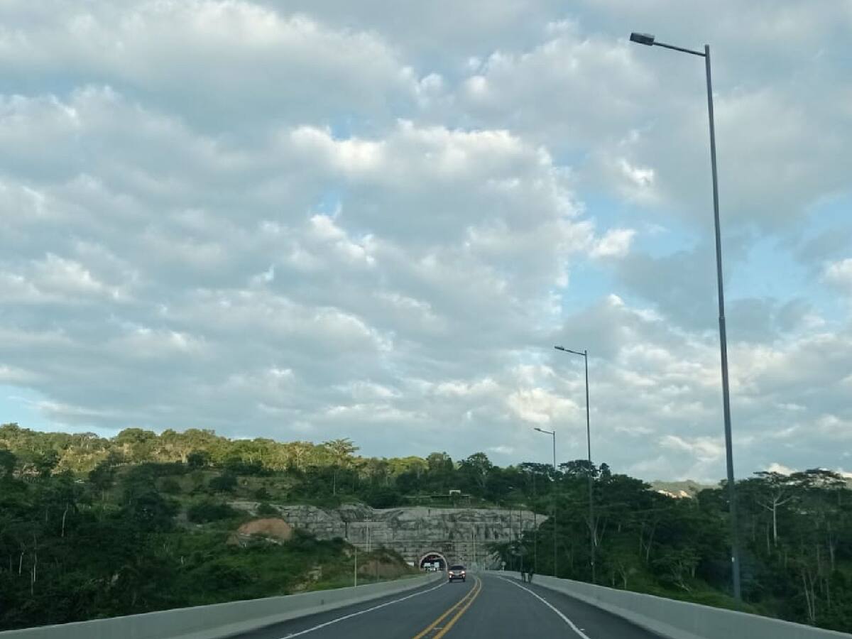Concesión Ruta del Cacao repara fallas en vía Bucaramanga - Barrancabermeja