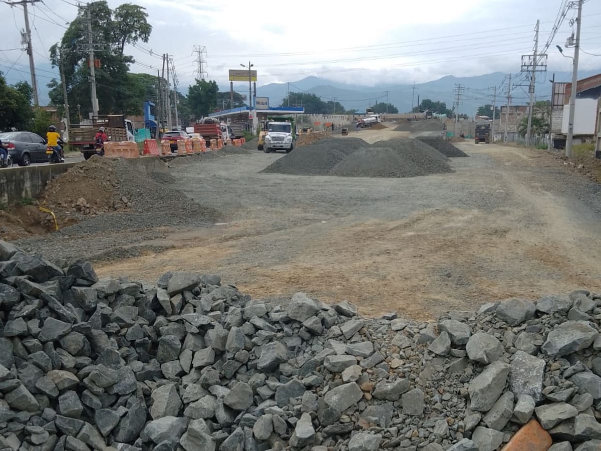 Juanchito: nueve años sin entregar el puente prometido