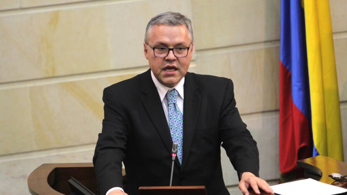 Néstor Osuna fue nombrado por Gustavo Petro como ministro de Justicia