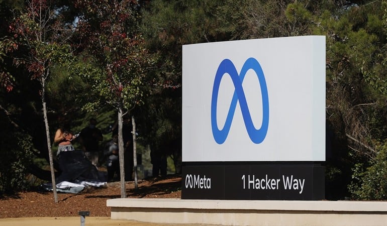 Logo de Meta, el nuevo nombre de Facebook. Foto: Justin Sullivan/Getty Images