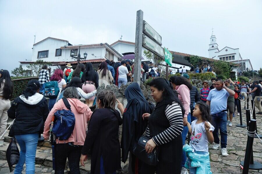 Monserrate en Semana Santa. Foto: Colprensa.