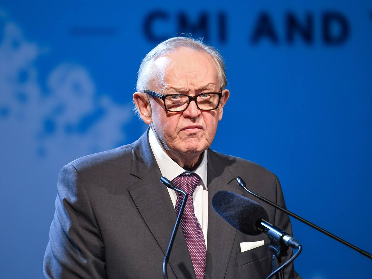 Murió Martti Ahtisaari, premio Nobel de la paz finlandés, a los 86 años