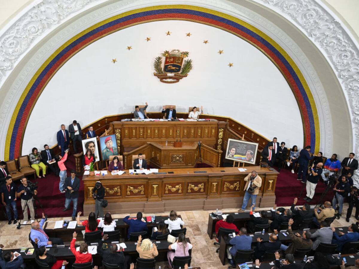 Parlamento de Venezuela aprobó ley para la regulación de ONG por la vía judicial