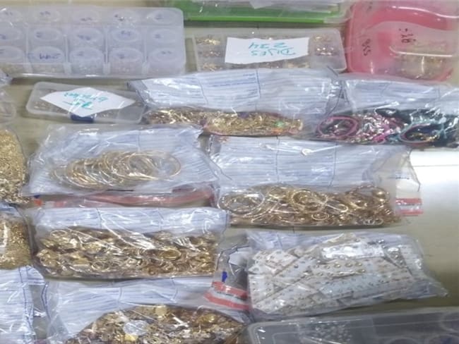 Cae red de personas dedicadas a transportar lingotes de oro de manera ilegal a Panamá desde Colombia.. Foto:
