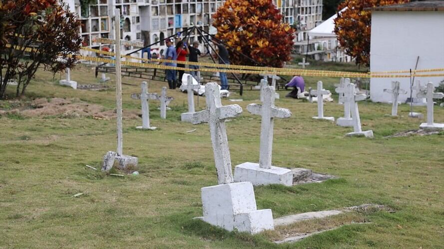 Se practicará la toma de muestras de ADN a 121 personas que argumentan que su familiar desaparecido podría estar sepultado en el cementerio. Foto: Colprensa / JEP