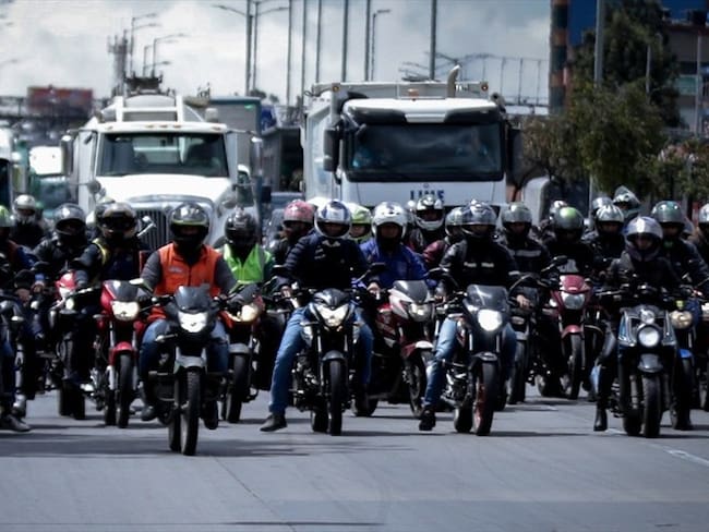 Según el Runt, el 69% de las motocicletas que ruedan por el país no tienen técnico mecánica. Foto: Colprensa