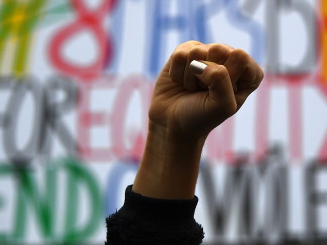 Mujeres del mundo se expresan alzando su voz por los derechos femeninos