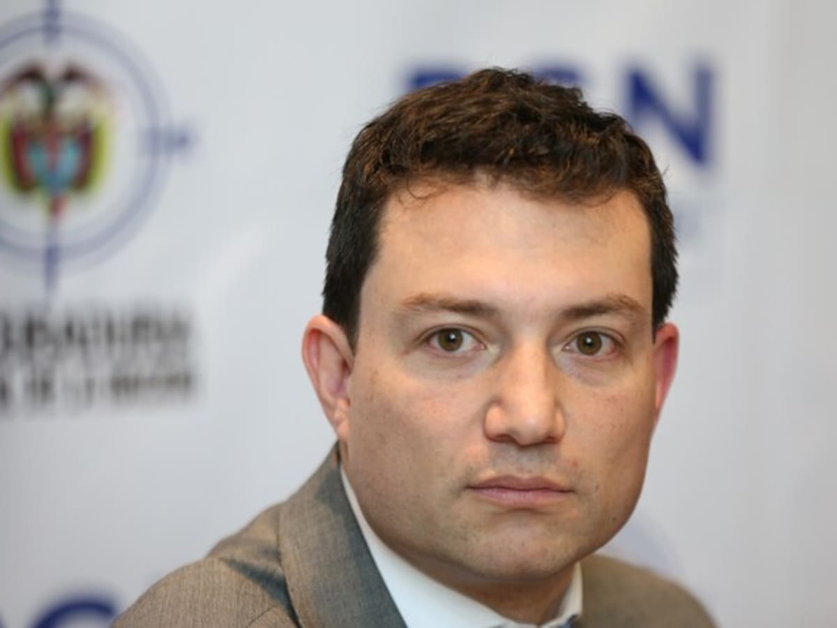 Contralor general alerta por ‘lluvia de contratos’ en época electoral en plena ley de garantías