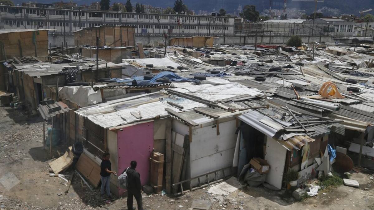 Un poco más y se vuelve un cartucho: denuncian invasión en zona céntrica de Bogotá