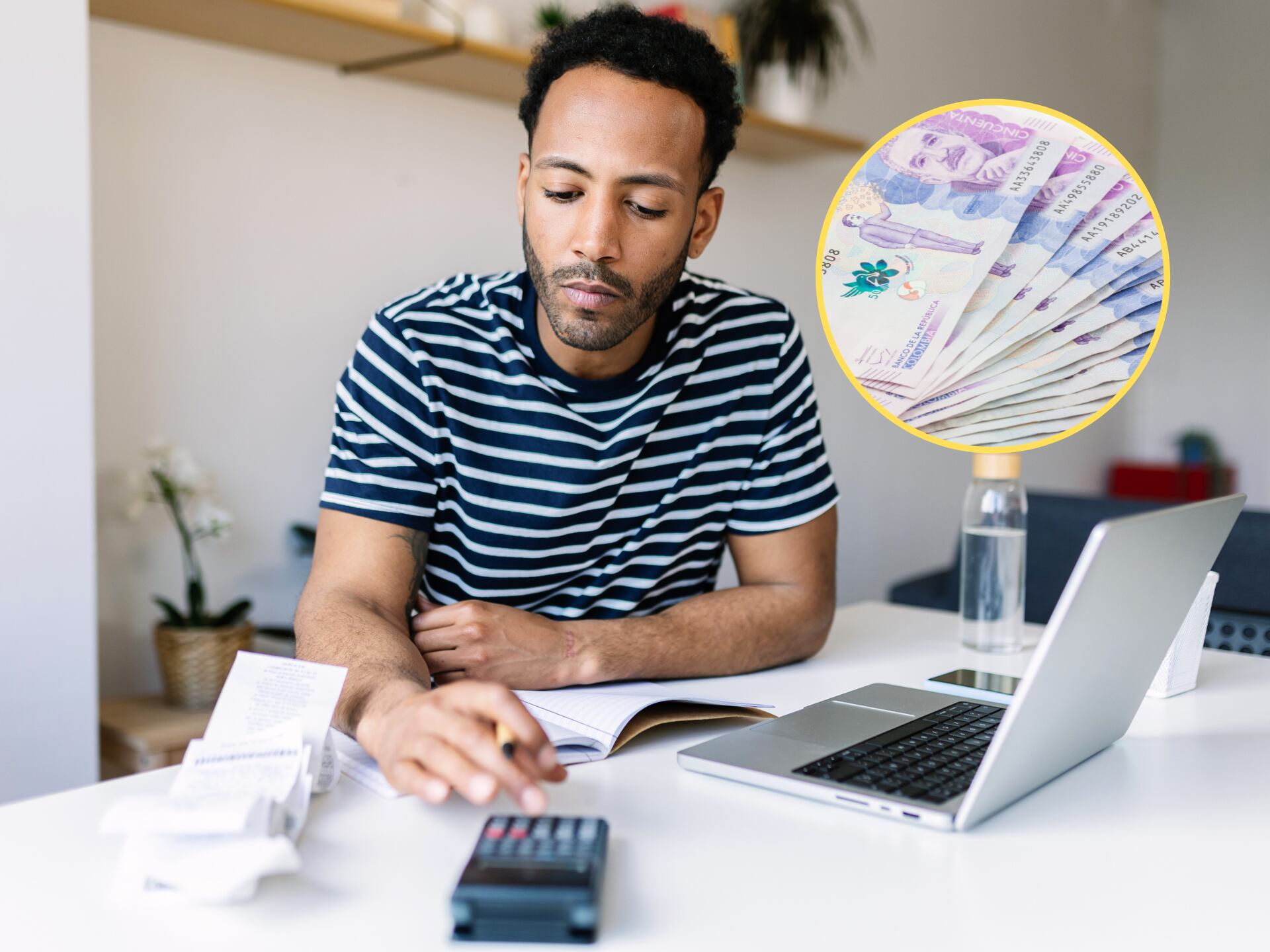 Hombre usando una calculadora para saber la rentabilidad de un CDT. En el círculo, la imagen de varios billetes de 50 mil pesos colombianos / Fotos: GettyImages