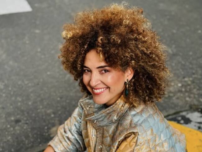 Es para dedicar y pensar en los que ya no están: Inés Gaviria por su canción ‘Esta historia’