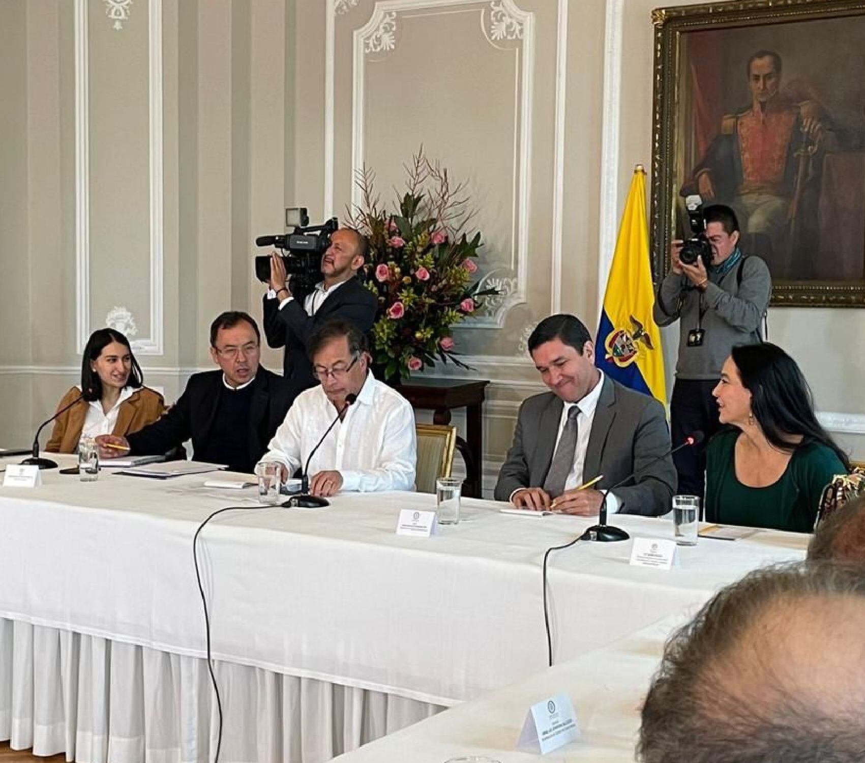 Gustavo Petro y el alcade de Bucarabanga, Juan Carlos Cárdenas. Foto: Cortesía a Melissa Múnera.