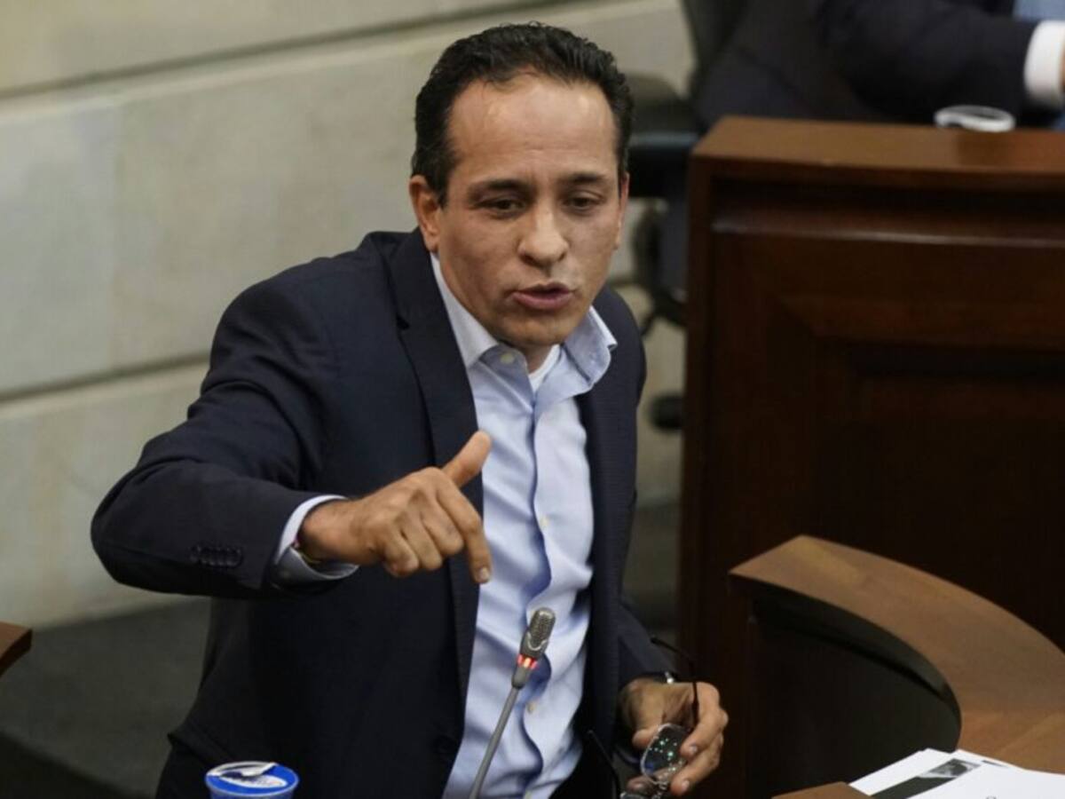 “Construyamos en medio de la diferencia”: Alexánder López a la oposición
