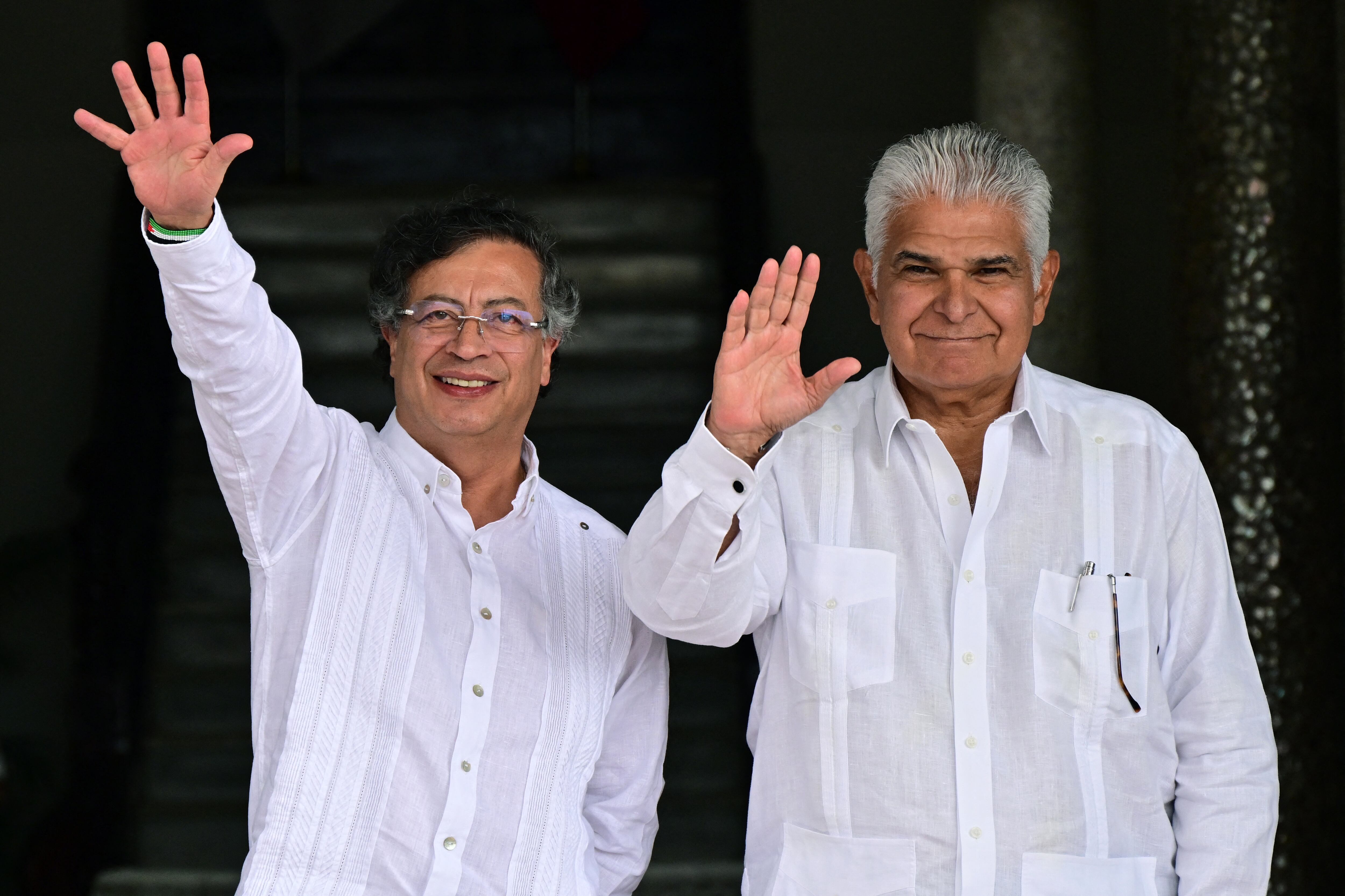 Gustavo Petro y José Mulino. Foto: MARTIN BERNETTI/AFP via Getty Images.