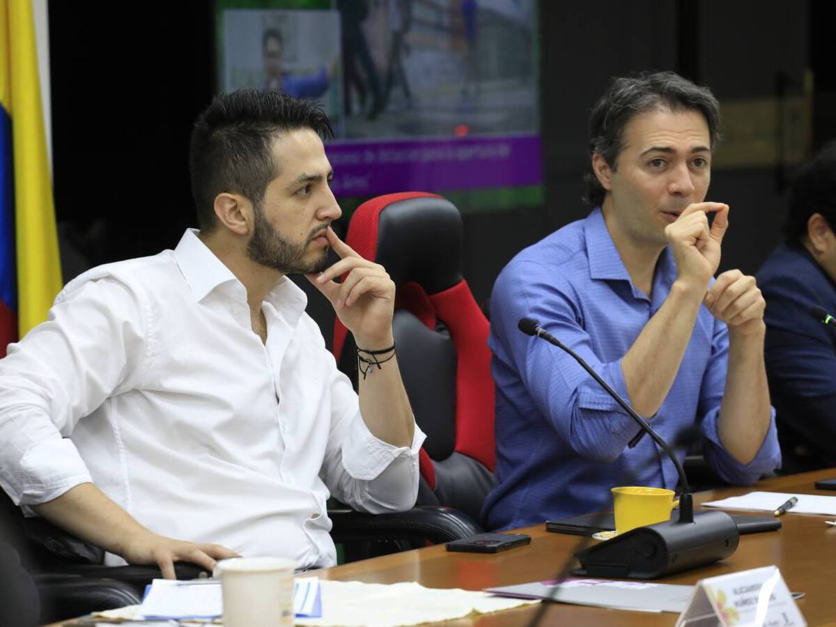 Concejo aprueba moción de censura contra el secretario privado de la Alcaldía de Medellín