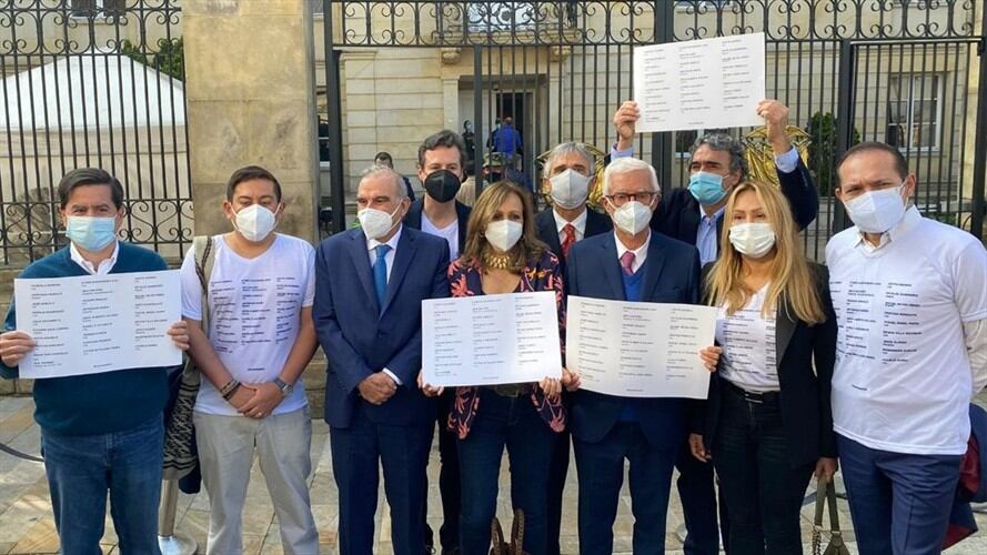 El presidente Iván Duque y funcionarios del gabinete se reunieron con la Coalición de la Esperanza. Foto: Coalición de la Esperanza