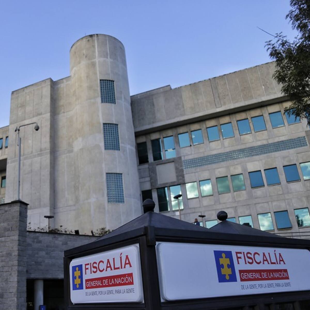 Investigan supuesta red de servidores judiciales al servicio de la mafia