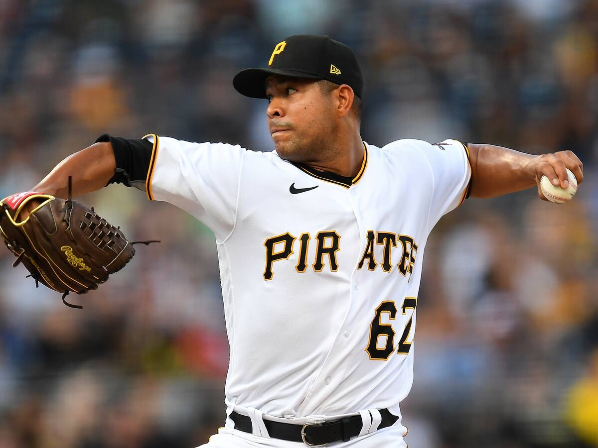 José Quintana, de los Piratas de Pittsburgh, a un paso de los Cardenales de San Luis